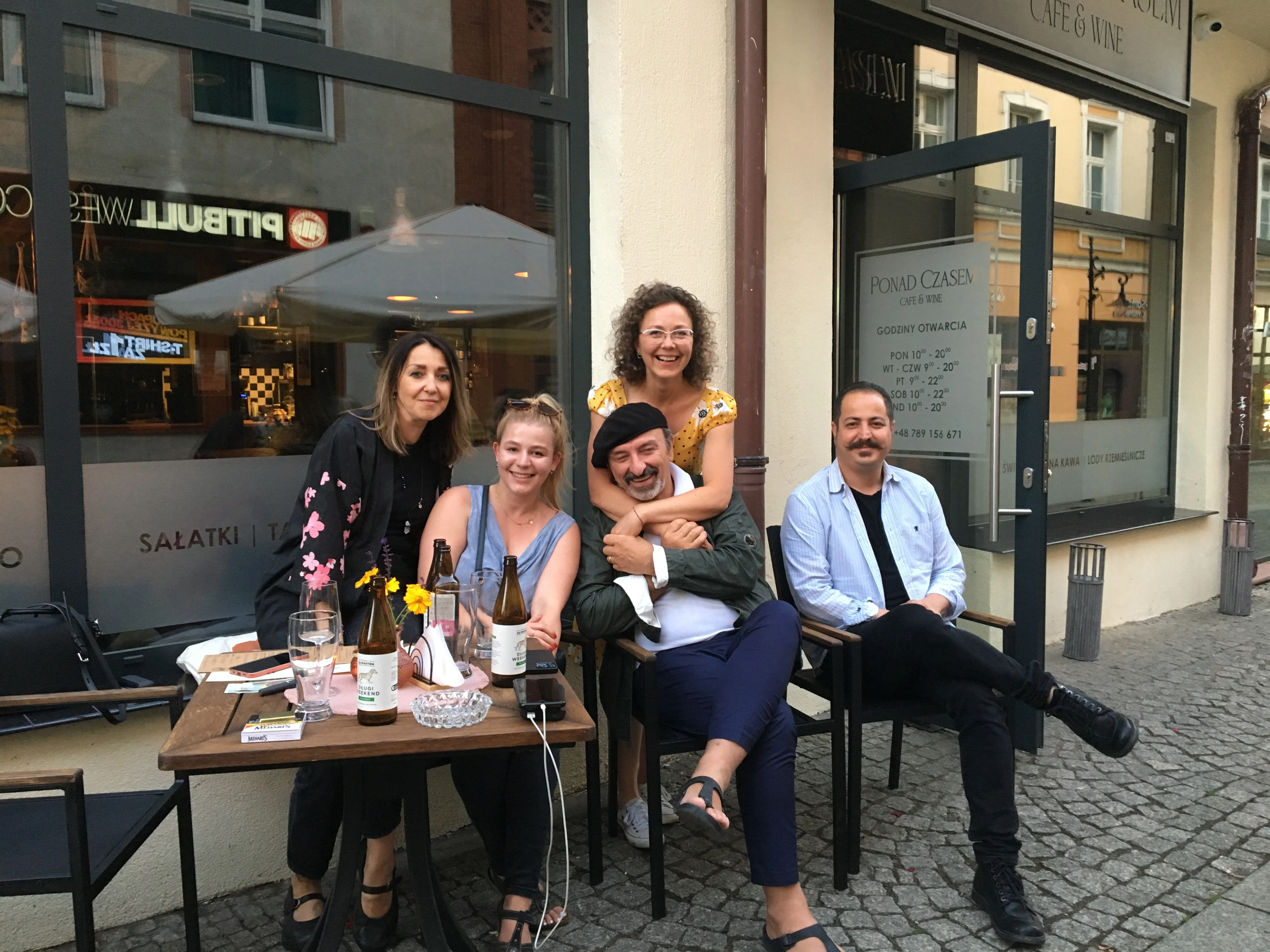 Artyści w restauracji Ponad Czasem
